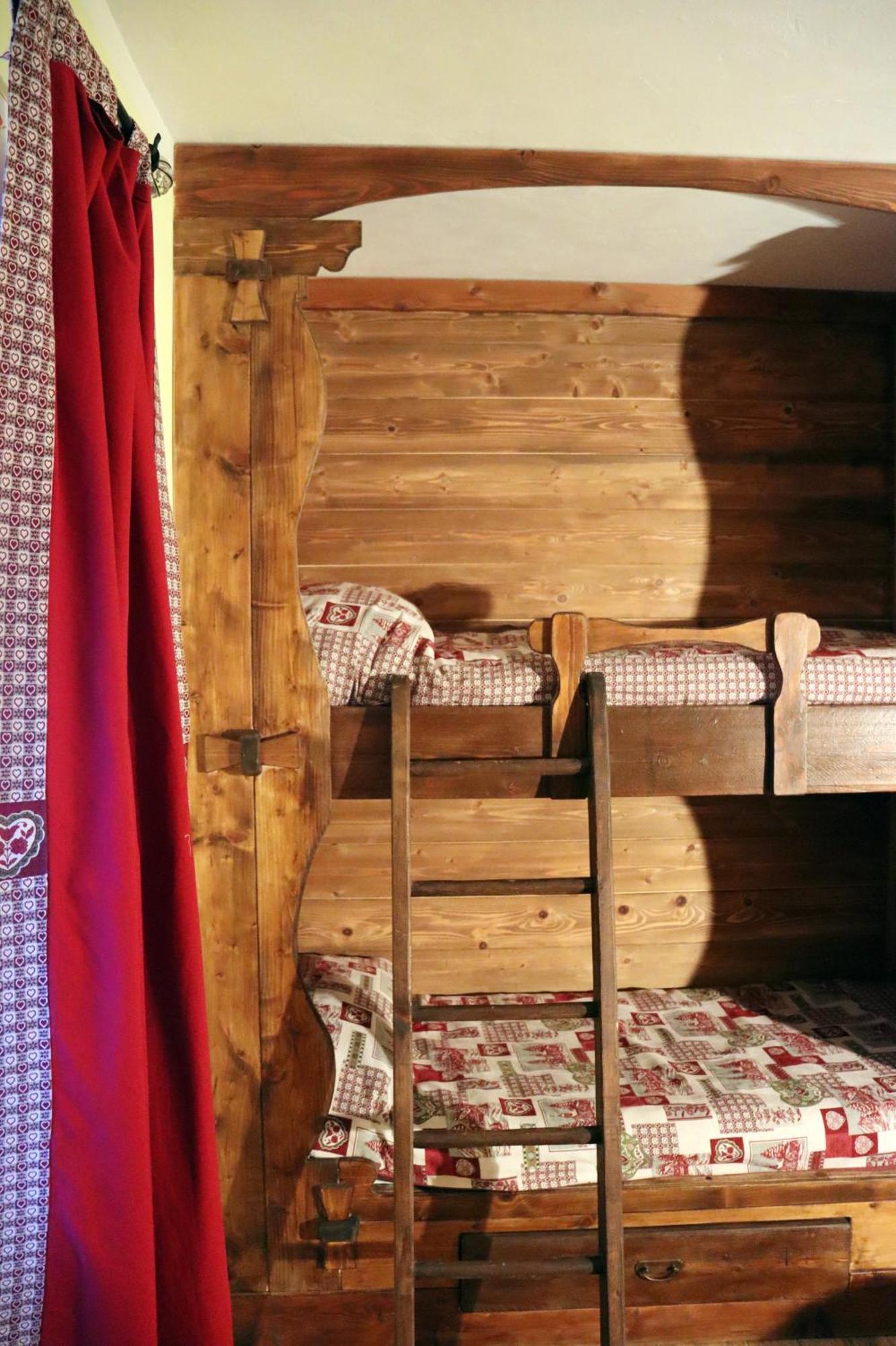 Chevres A Cheval - Apartment アオスタ エクステリア 写真